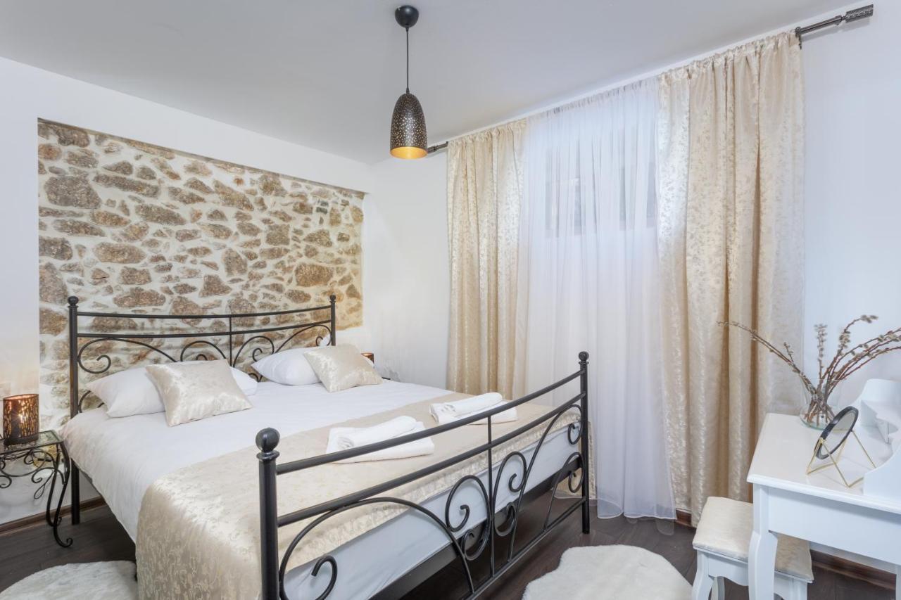 Apartments Mikulin Family Punat Exterior foto